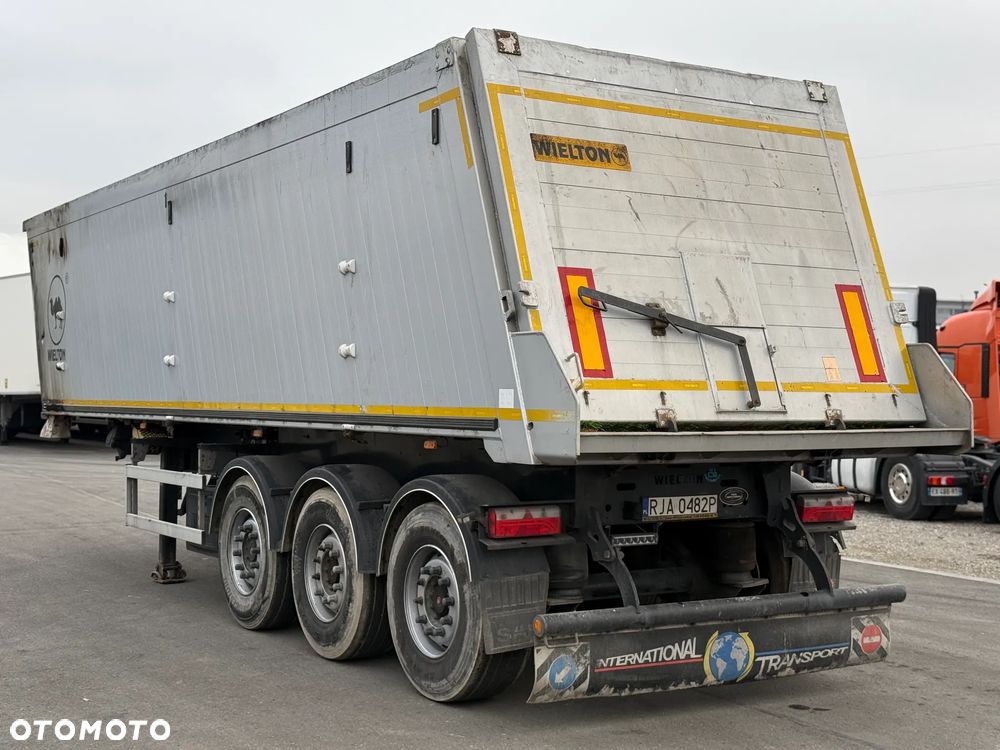 Wielton 42 m3 OSIE SAF USZKODZONY - 7