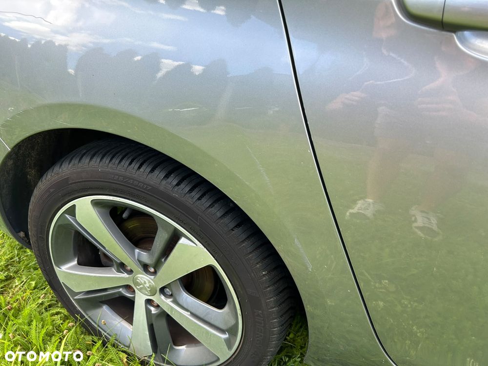 Peugeot 308 PureTech 130 GPF Stop & Start GT - 4