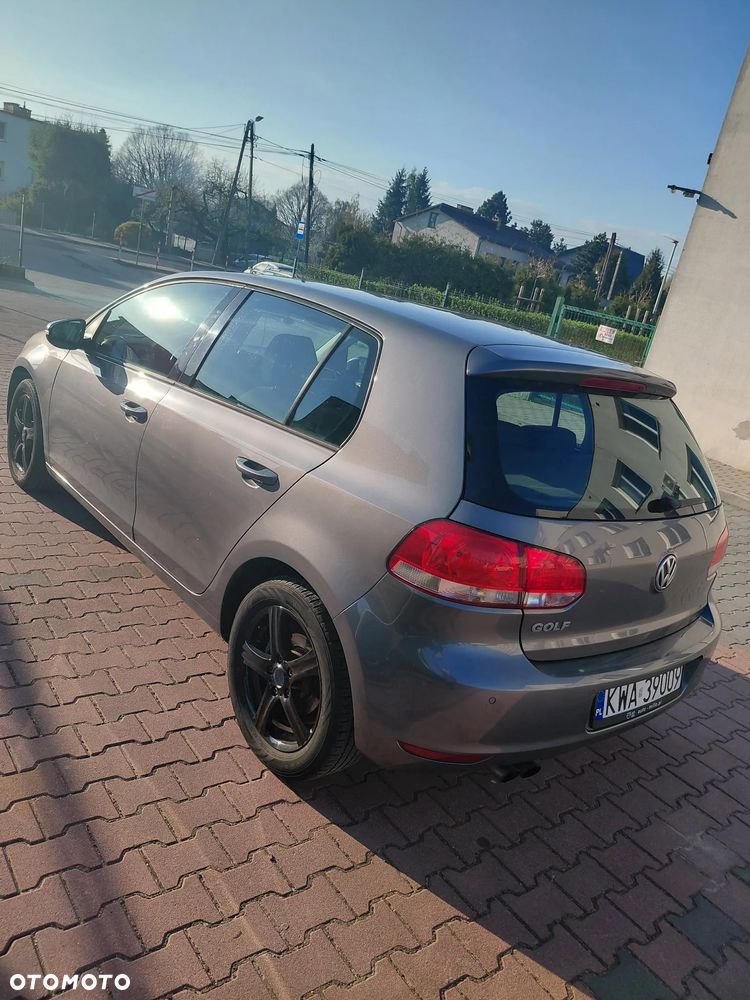 Volkswagen Golf - 5
