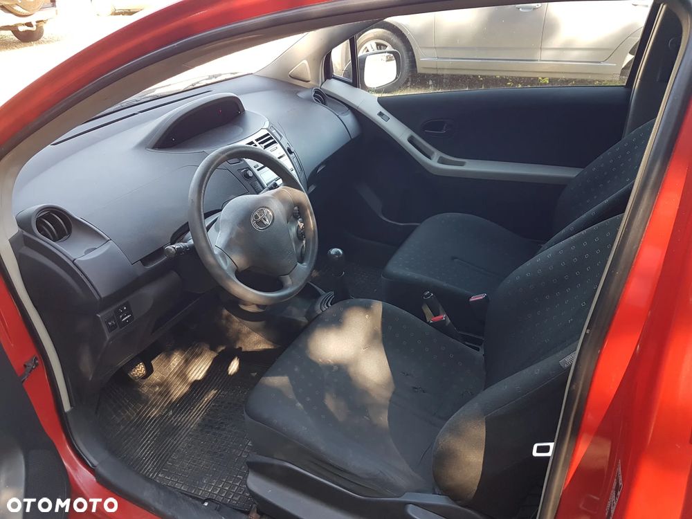Toyota Yaris 1.0 VVT-i Style - 13