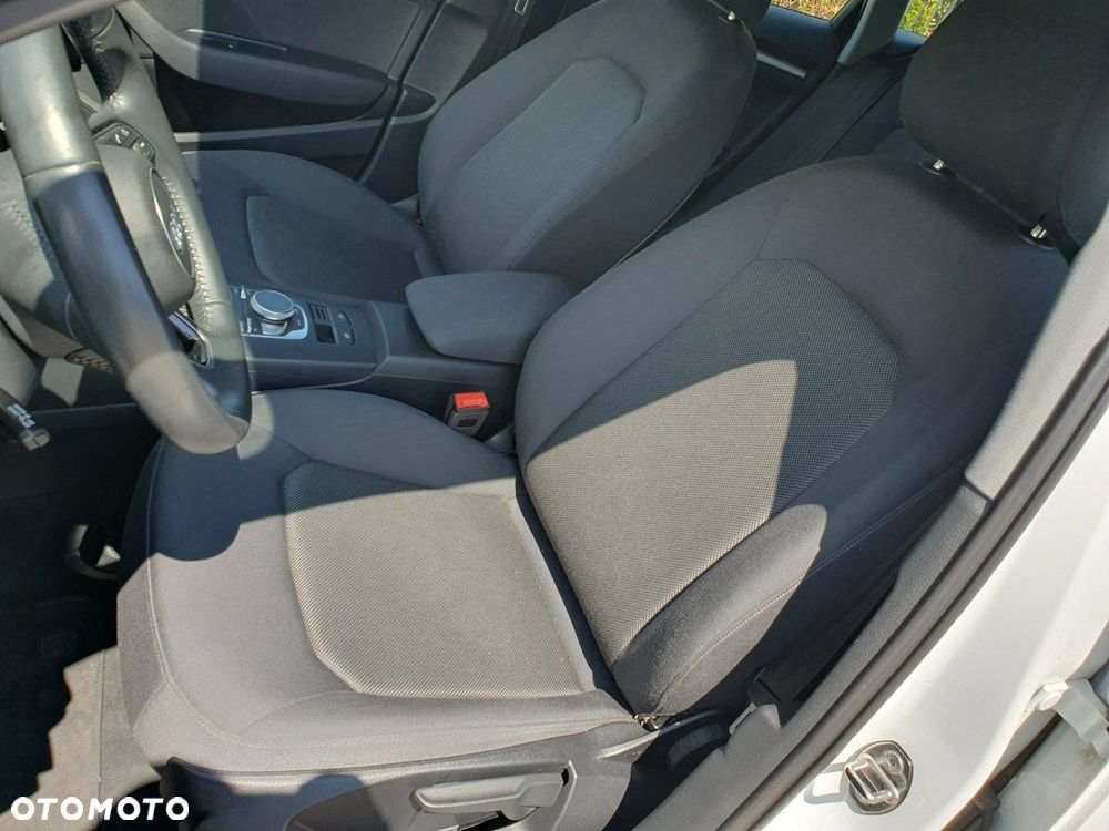 Audi A3 Sportback 1.5 TFSI S tronic - 12