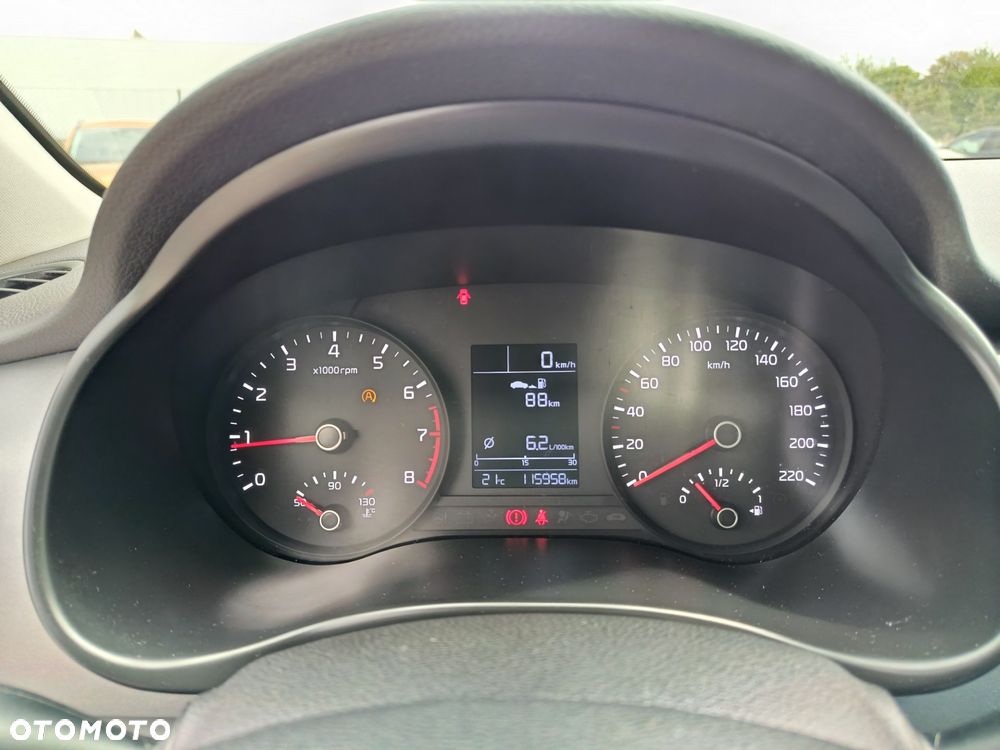 Kia Stonic 1.4 L - 13
