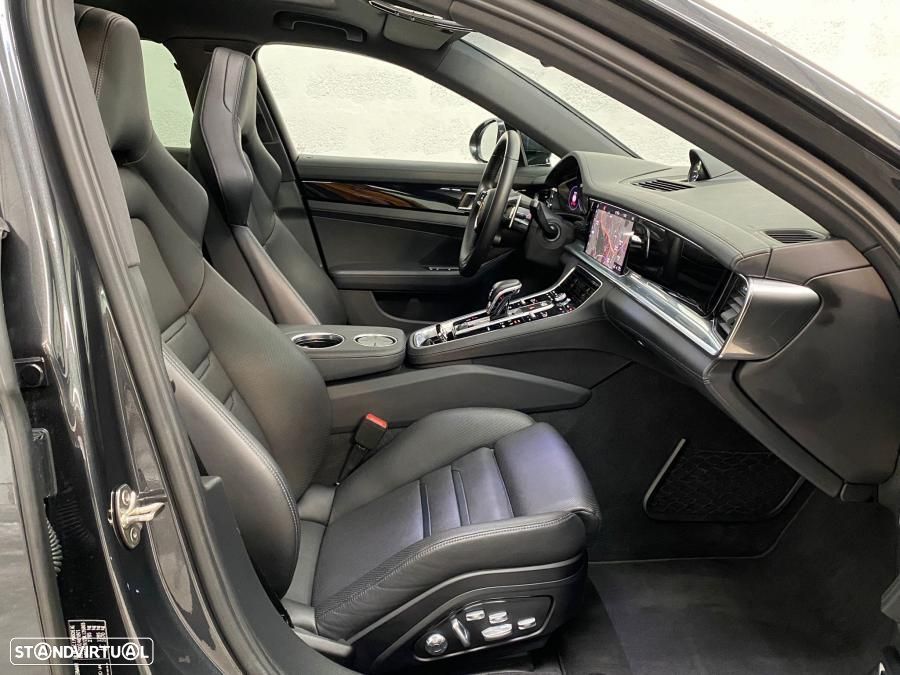 Porsche Panamera 4 E-Hybrid Platinum Edition - 29