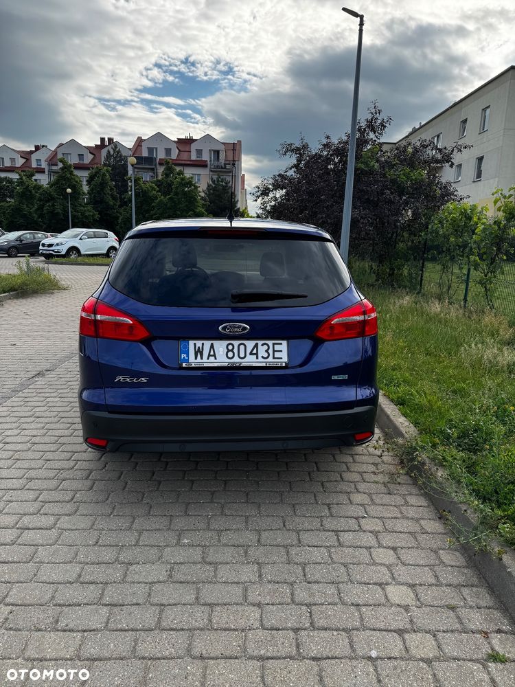 Ford Focus 1.6 SYNC Edition - 3