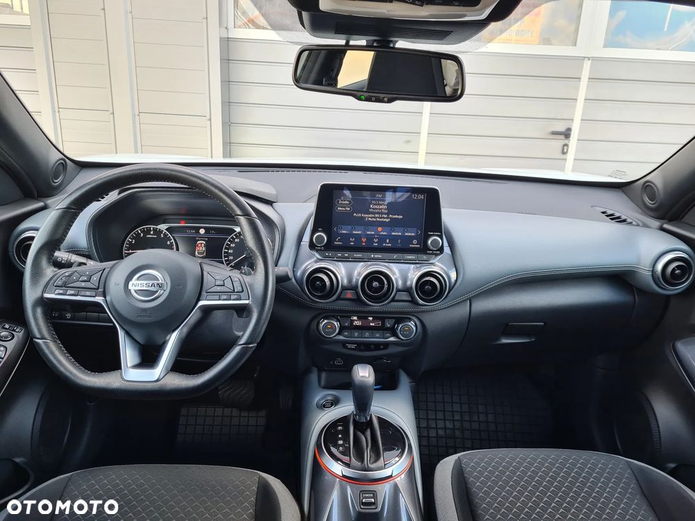 Nissan Juke 1.0 DIG-T N-Connecta DCT - 13