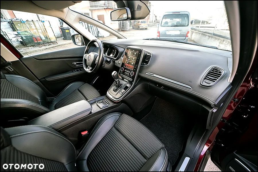 Renault Grand Scenic Gr 1.3 TCe FAP Intens EDC - 21