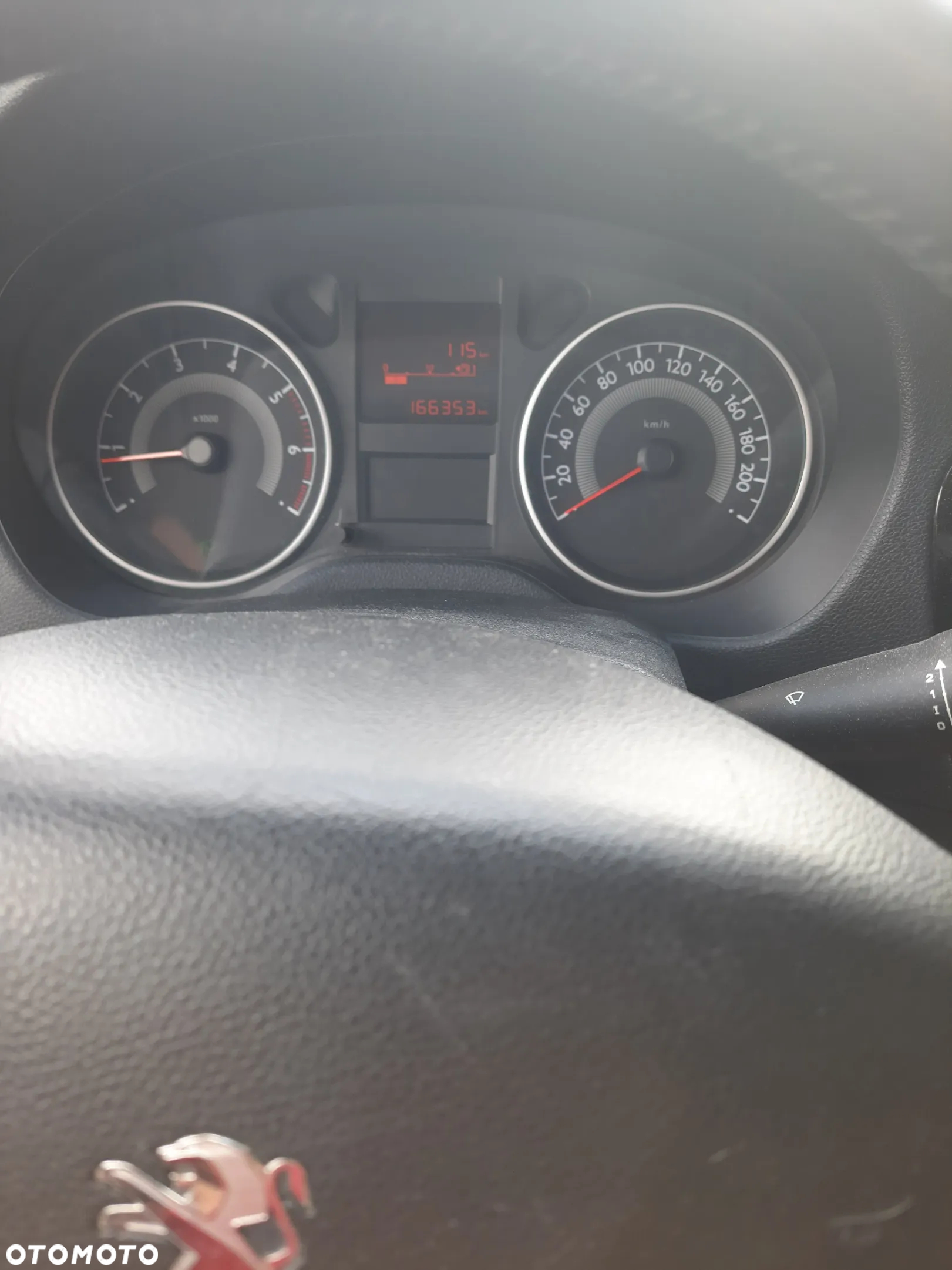 Peugeot 301 1.6 VTi Allure EU6 - 8