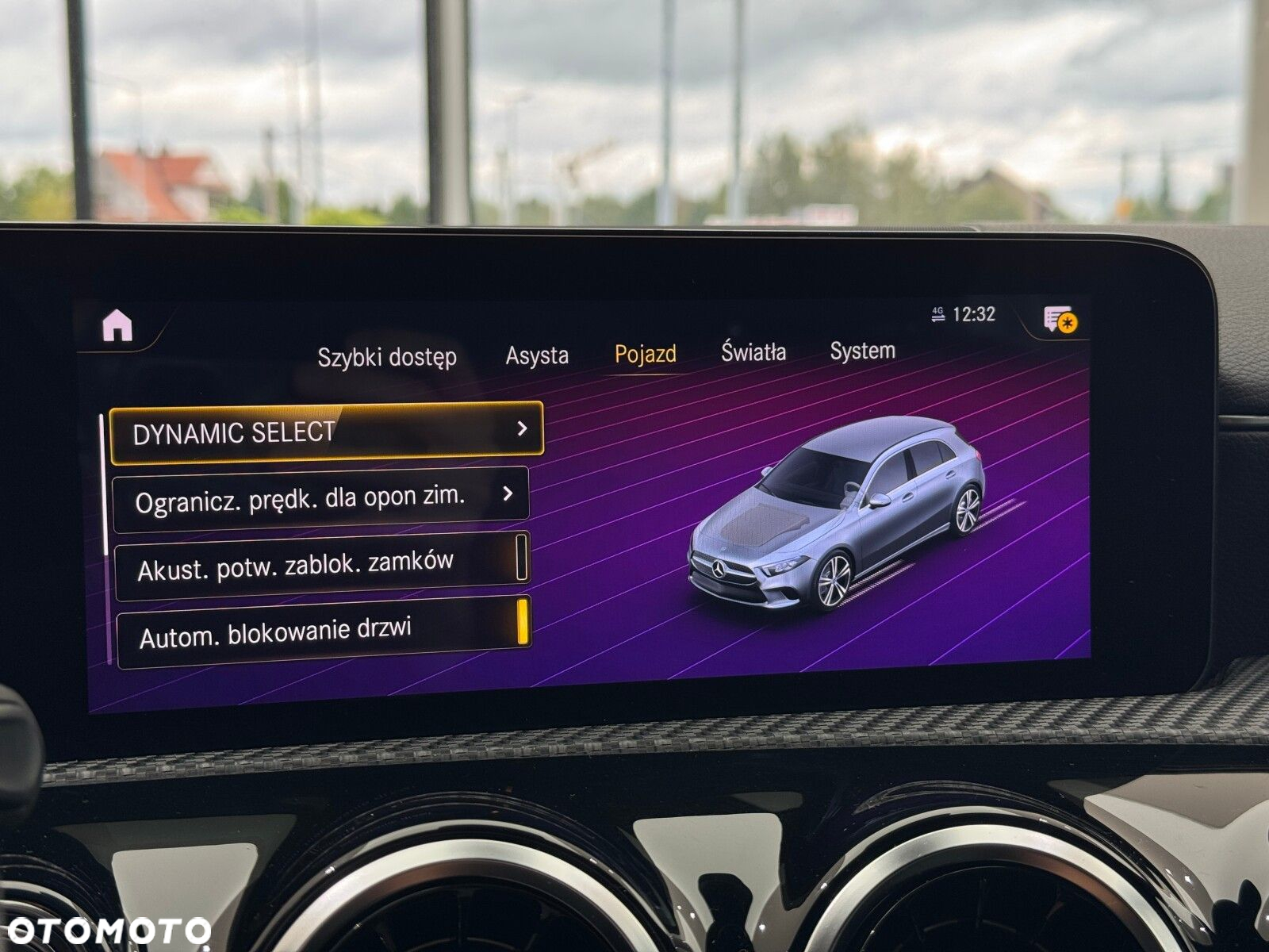 Mercedes-Benz Klasa A 200 Style 7G-DCT - 32