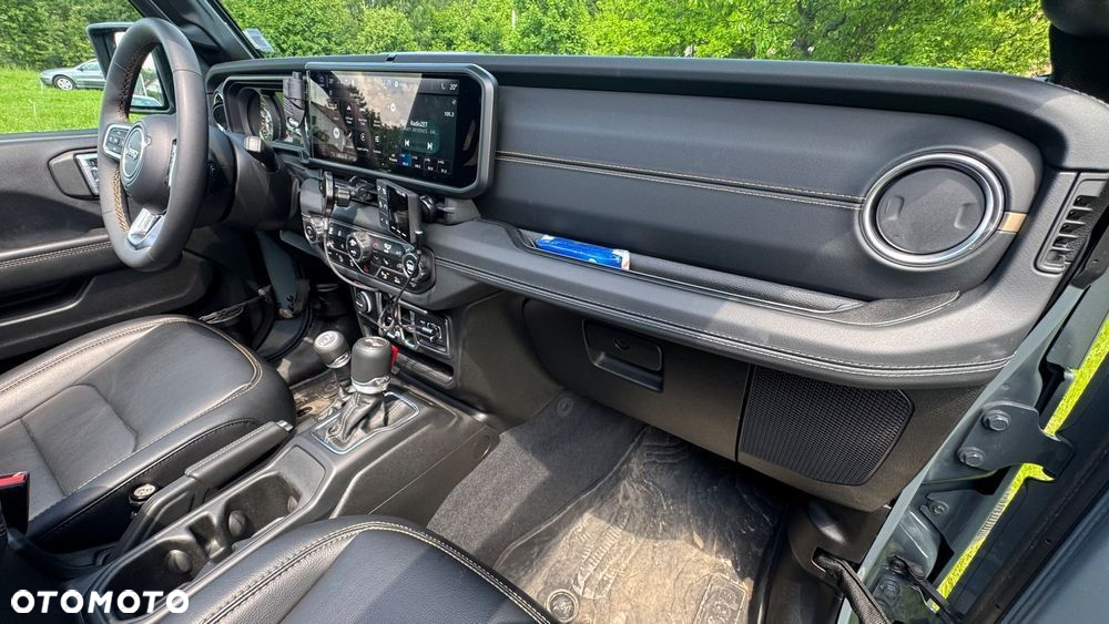 Jeep Wrangler Unlimited GME 2.0 Turbo Sahara - 14