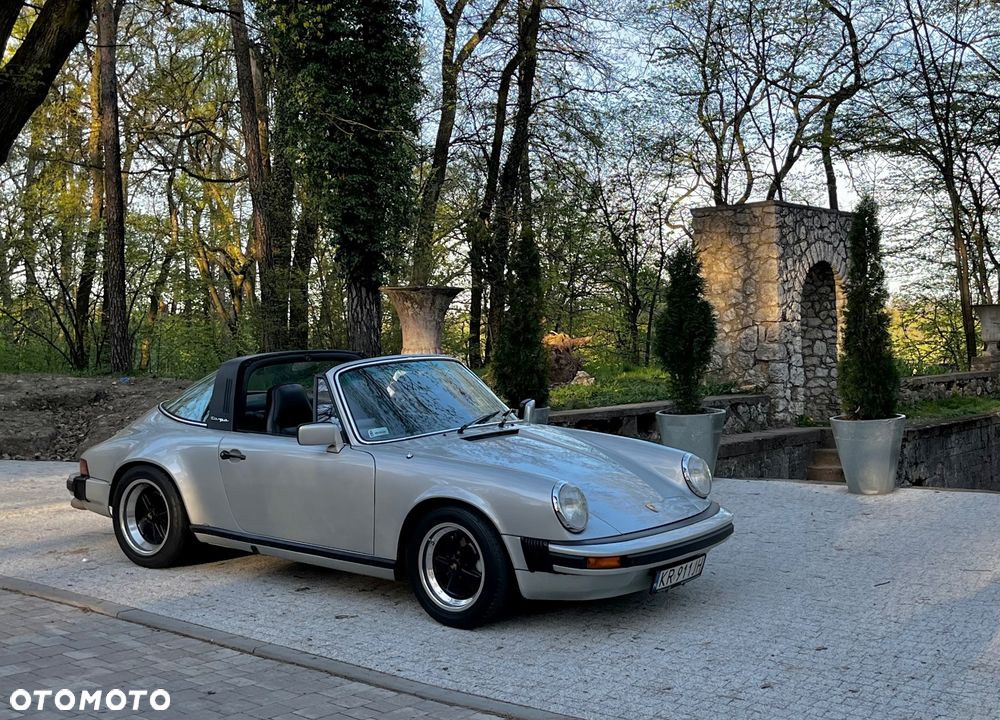 Porsche 911 - 1