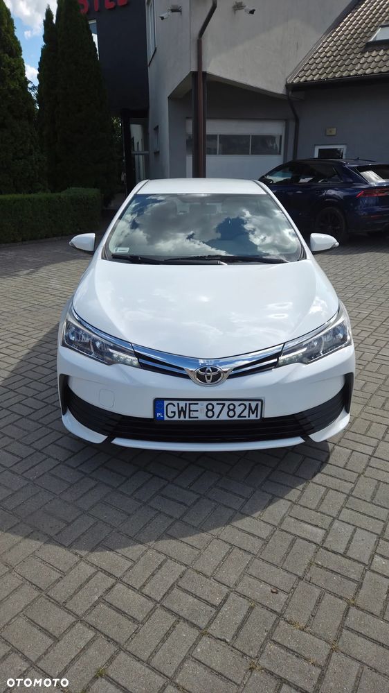 Toyota Corolla 1.6 Comfort - 3