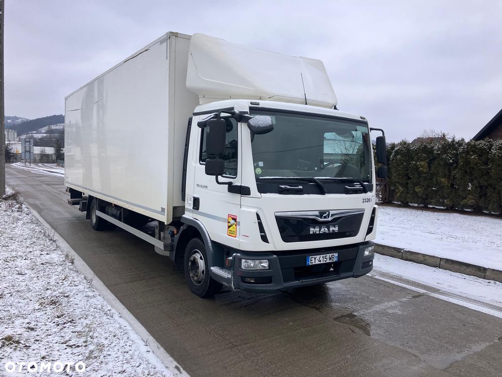 MAN TGL 12.220  kurierka kontener - 1