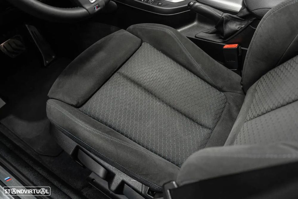 BMW 118 iA Pack M - 25