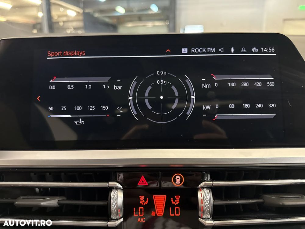 BMW M4 M440i xDrive - 24