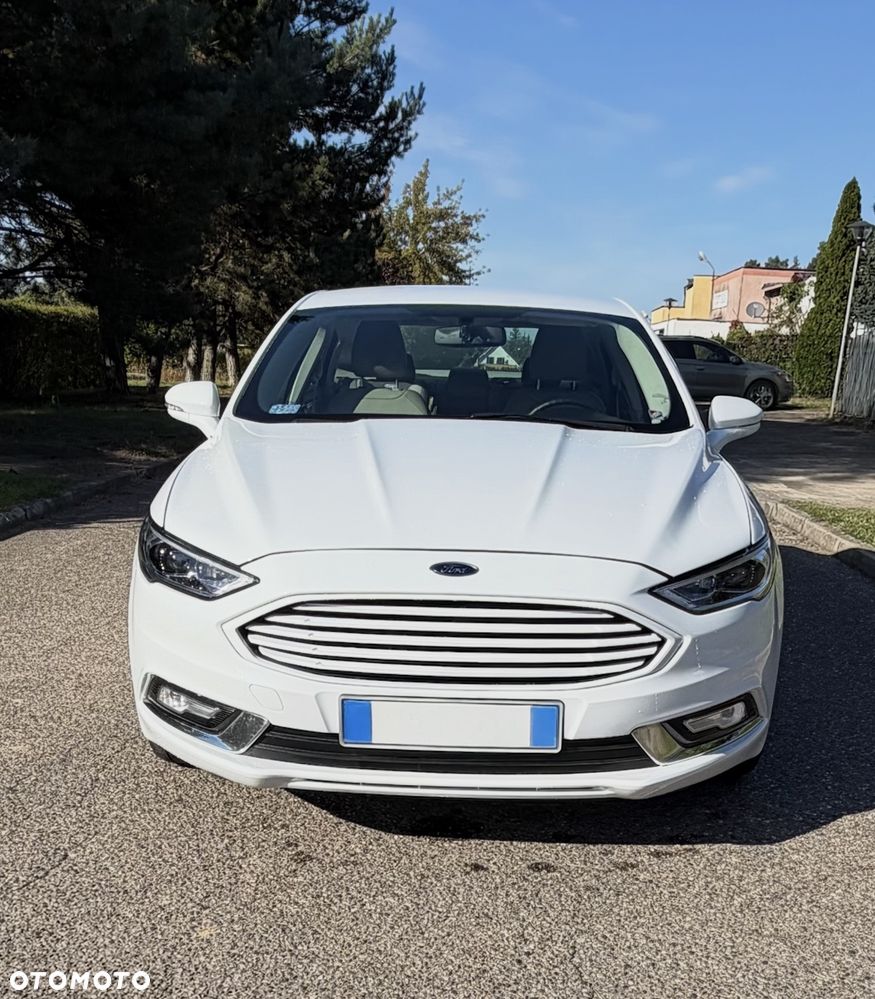 Ford Fusion - 15