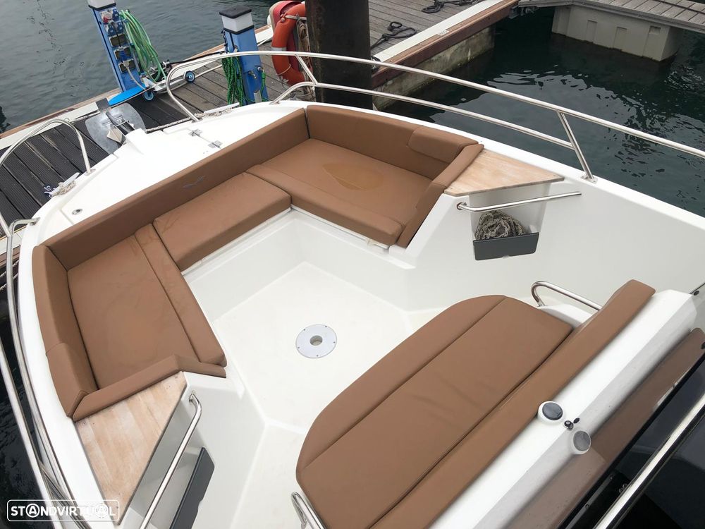 Beneteau flyer spacedeck 8.8 - 8