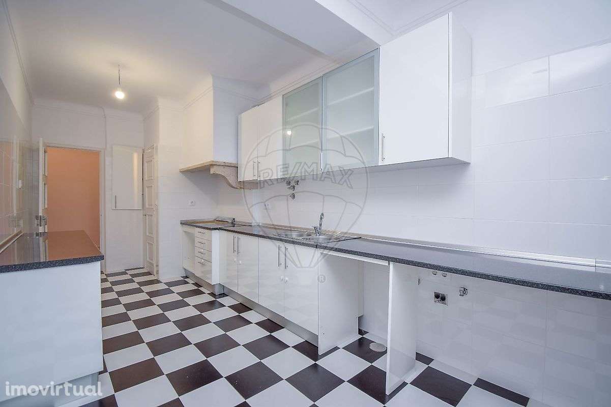 Apartamento T5 para arrendamento - Grande imagem: 2/25