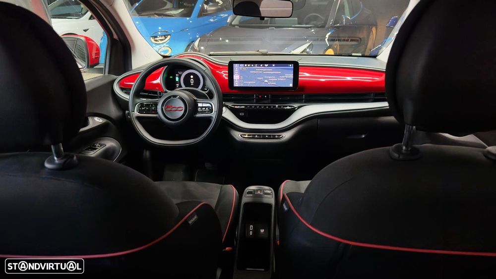 Fiat 500e 23,8kWh Red - 19