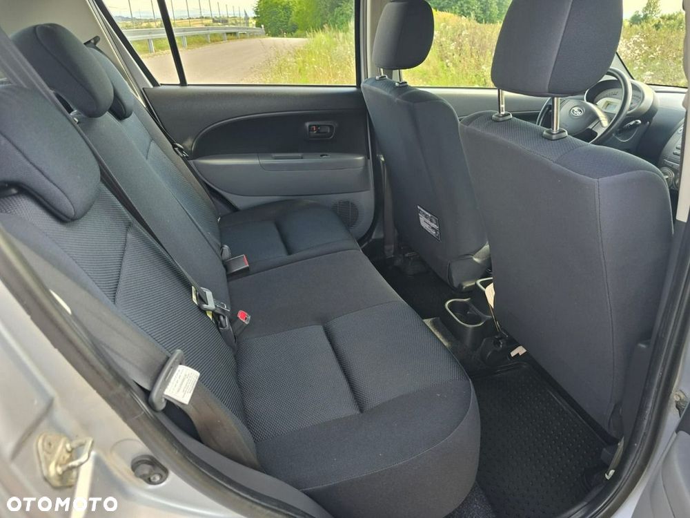 Subaru Justy - 30