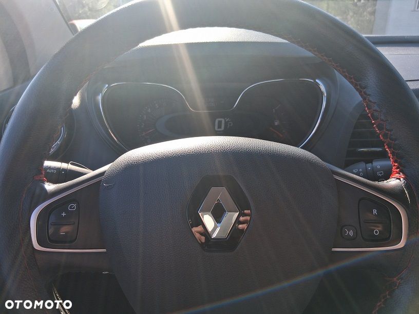 Renault Captur ENERGY TCe 120 EDC LIMITED - 16