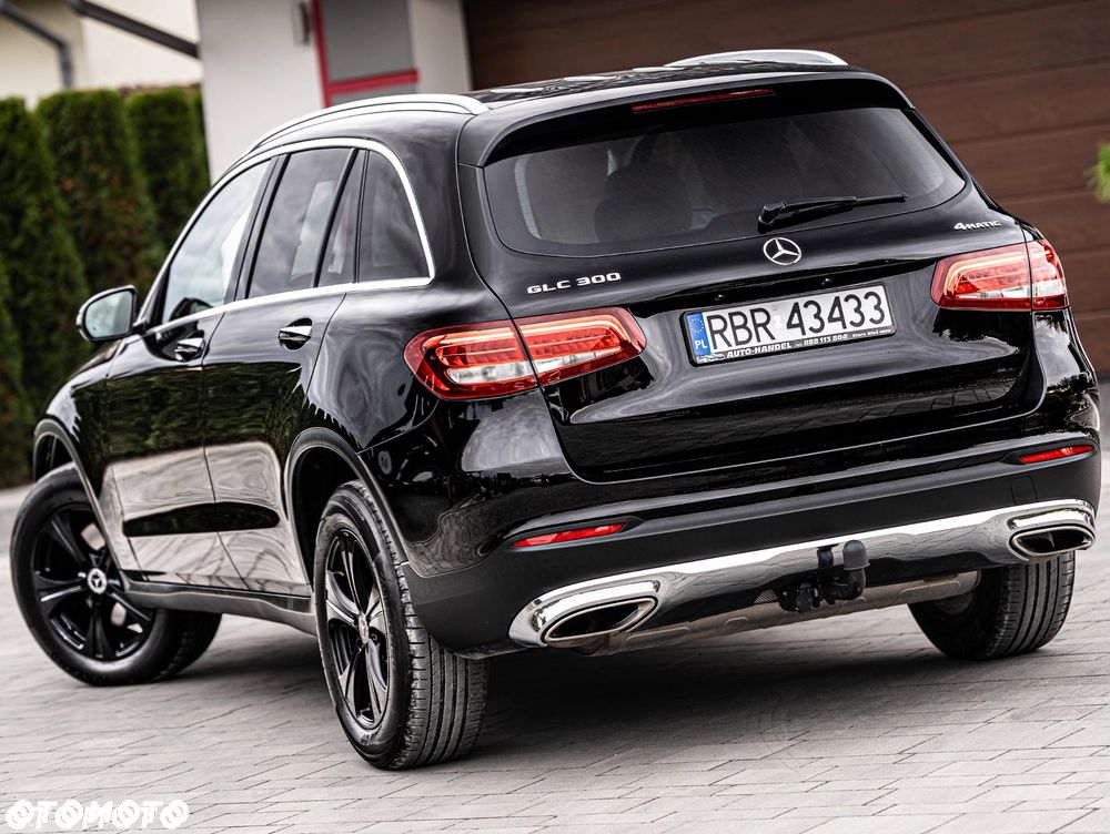 Mercedes-Benz GLC - 4