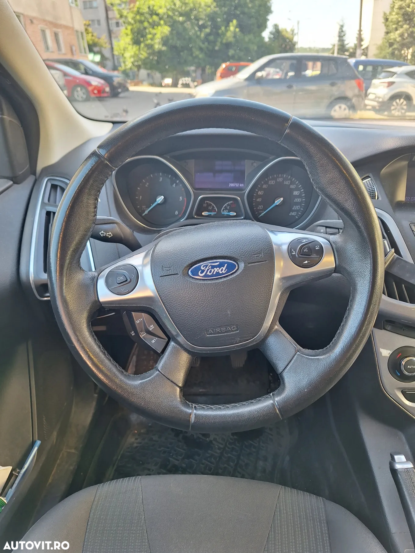 Ford Focus 1.6 TDCI DPF Titanium - 9