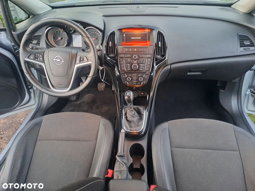 Opel Astra 1.4 Turbo Edition Sport - 11