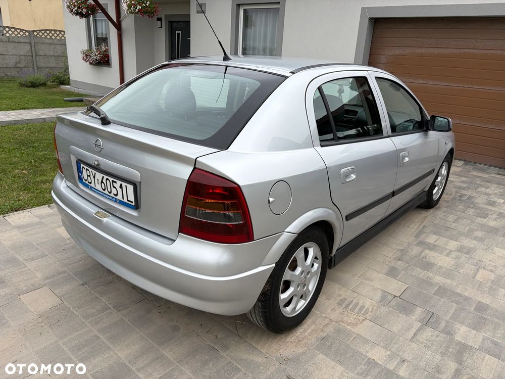 Opel Astra - 8