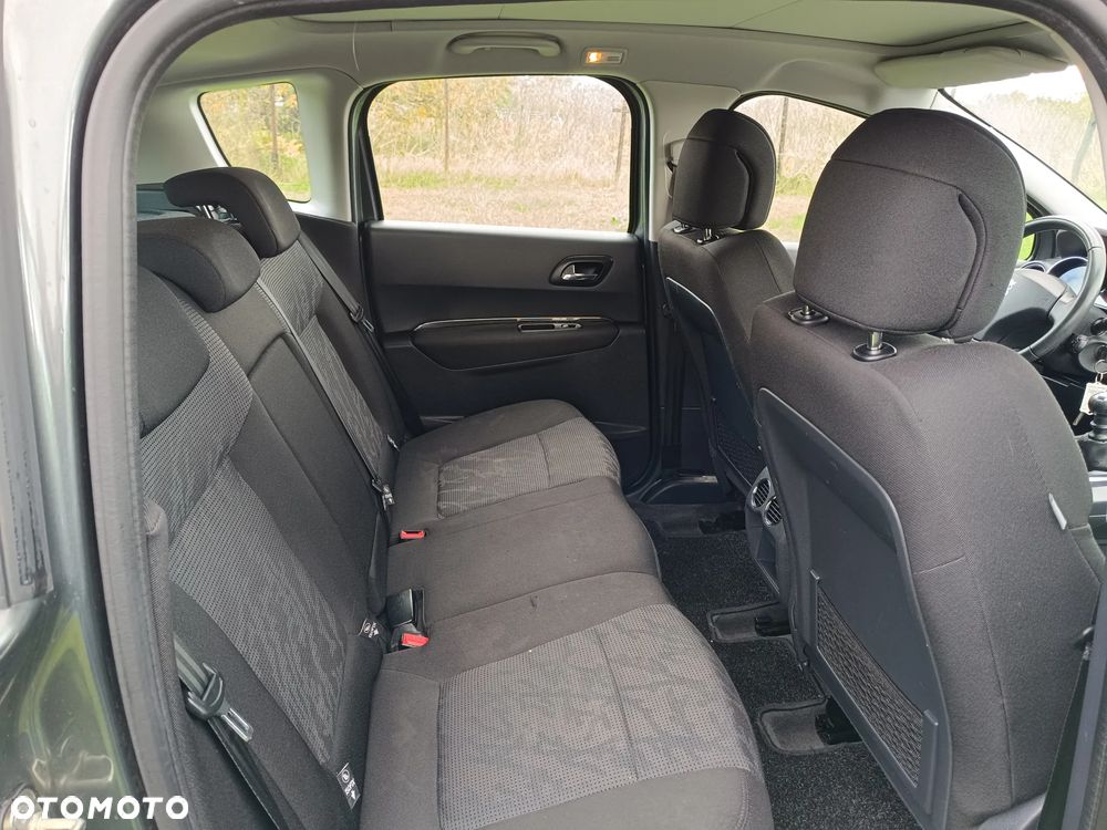 Peugeot 3008 1.6 THP Style - 14