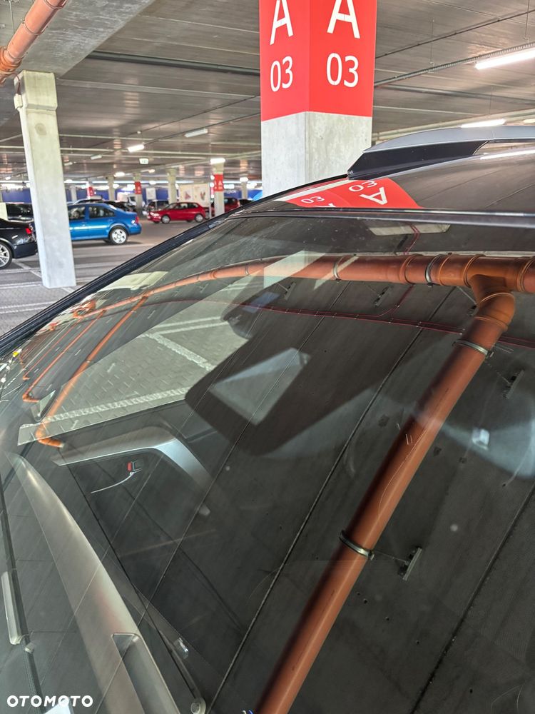 Toyota RAV4 Hybrid Premium 4x4 - 23
