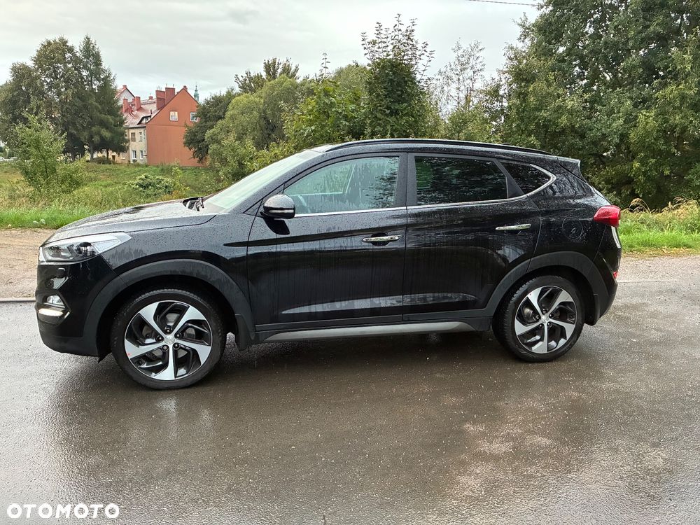 Hyundai Tucson 2.0 CRDI Comfort 4WD - 2