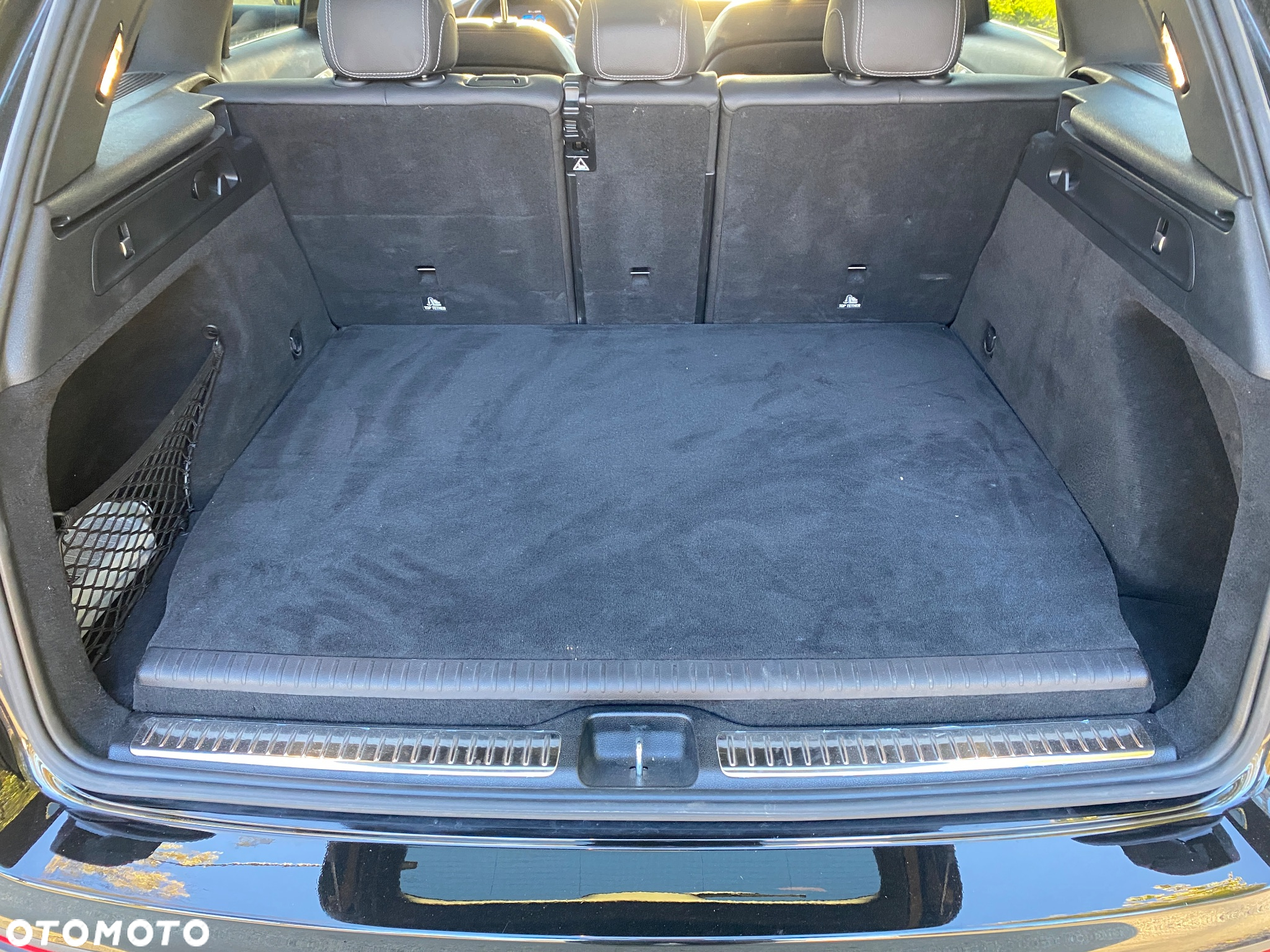 Mercedes-Benz GLC 300 d 4Matic 9G-TRONIC AMG Line - 11