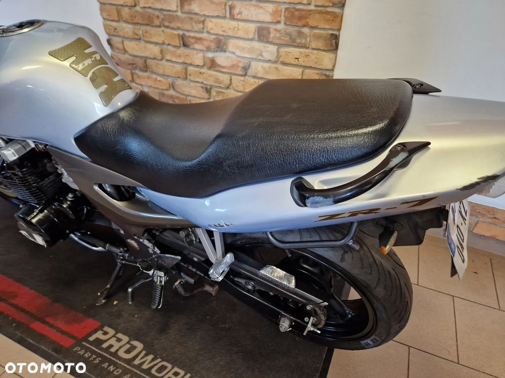 Kawasaki ZR - 18