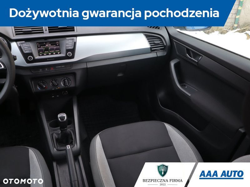 Skoda Fabia - 10