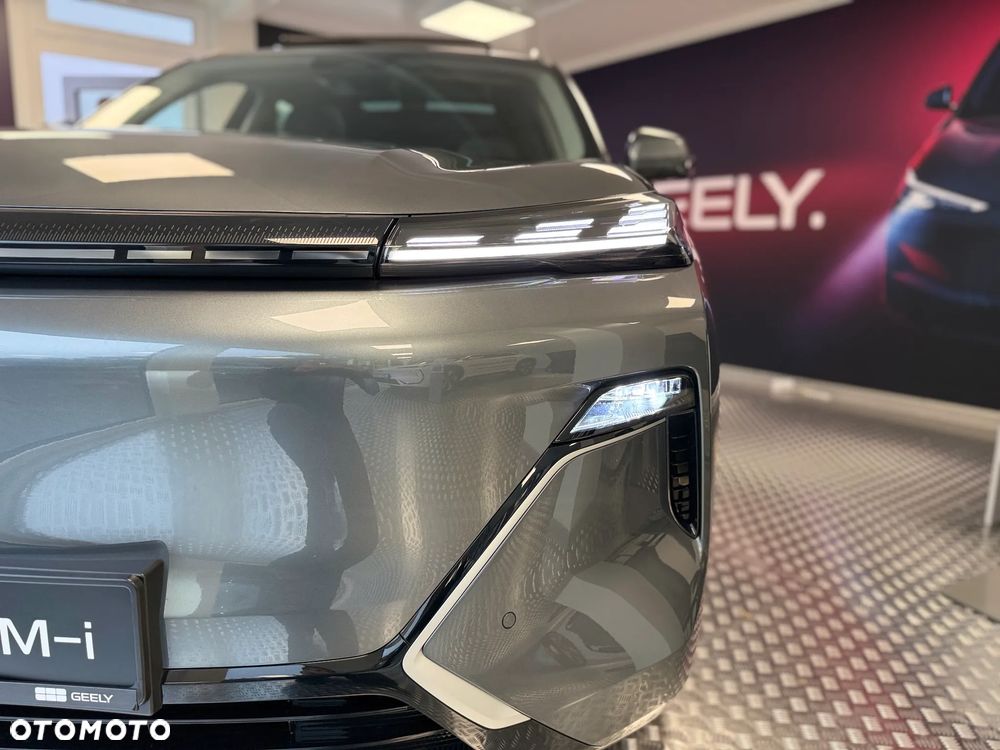 Geely Starray EM-i 1.5 PHEV Max - 27