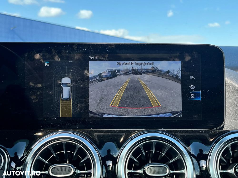 Mercedes-Benz GLA 250 e 8G-DCT AMG Line - 23