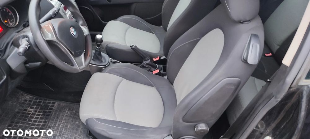 Alfa Romeo Mito 1.4 16V - 14