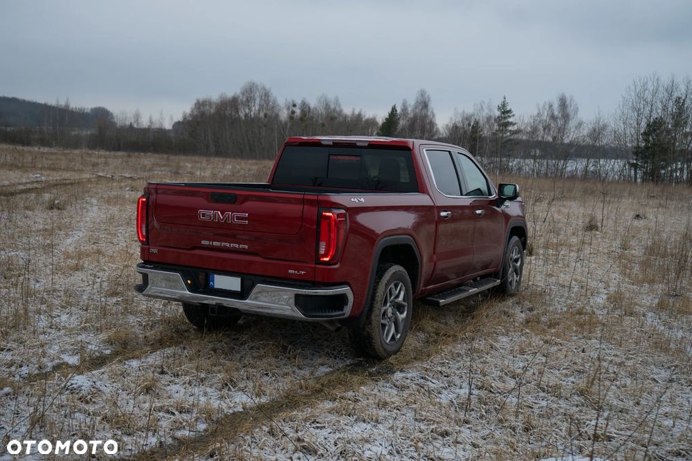 GMC Sierra - 28