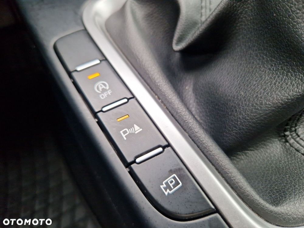 Kia Ceed 1.5 T-GDI M - 15