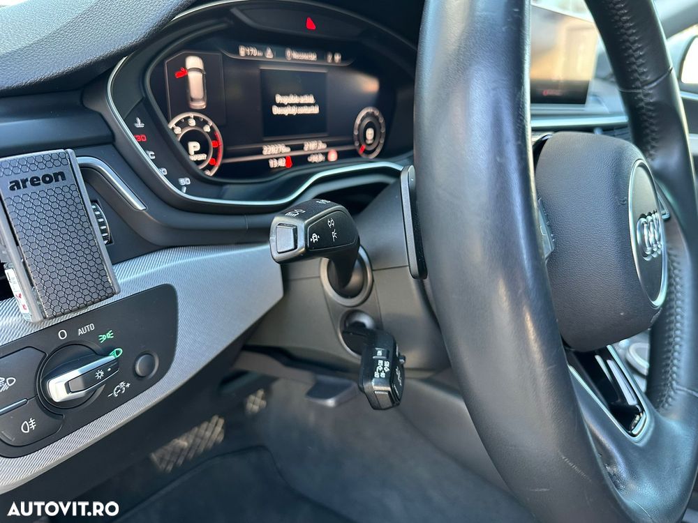 Audi A4 2.0 40 TDI quattro S tronic S Line - 19