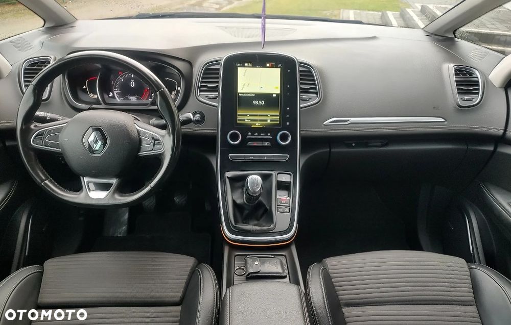 Renault Grand Scenic BLUE dCi 120 BOSE EDITION - 12