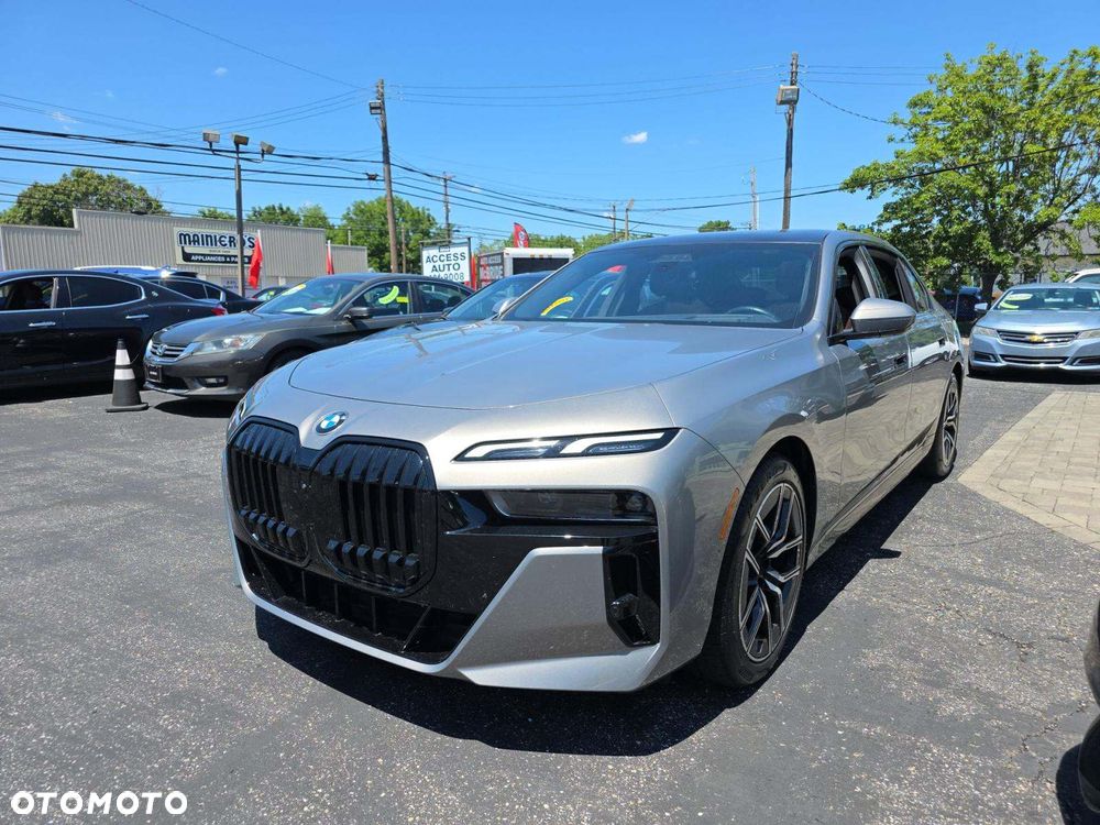 BMW Seria 7 740Li sport