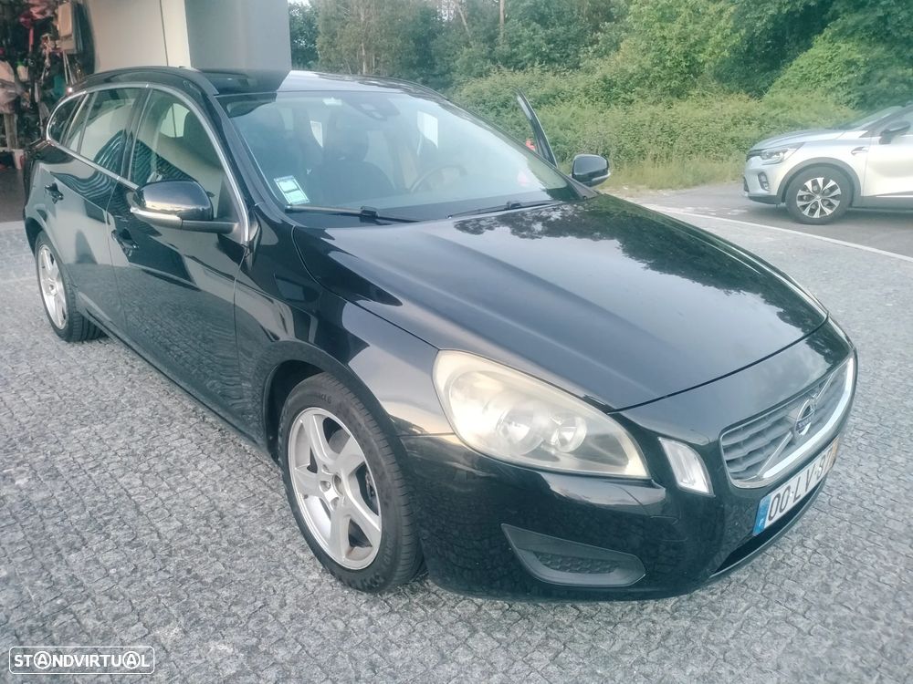 Volvo V60 1.6 D2 Drive Momentum Start/Stop - 7