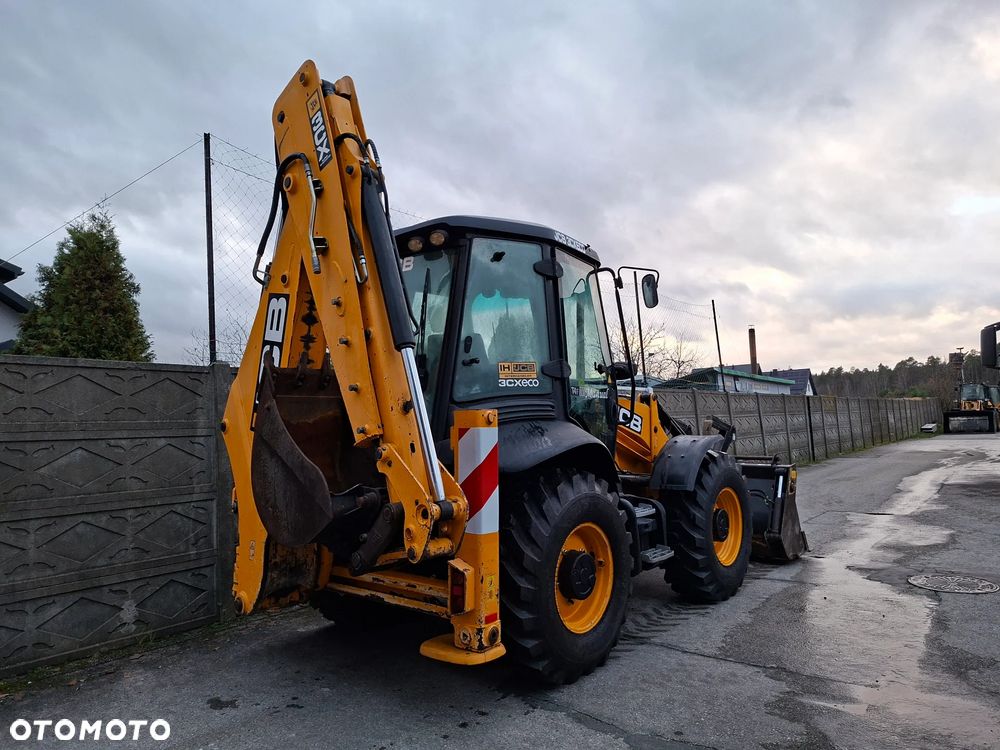 JCB 3 CX - 4