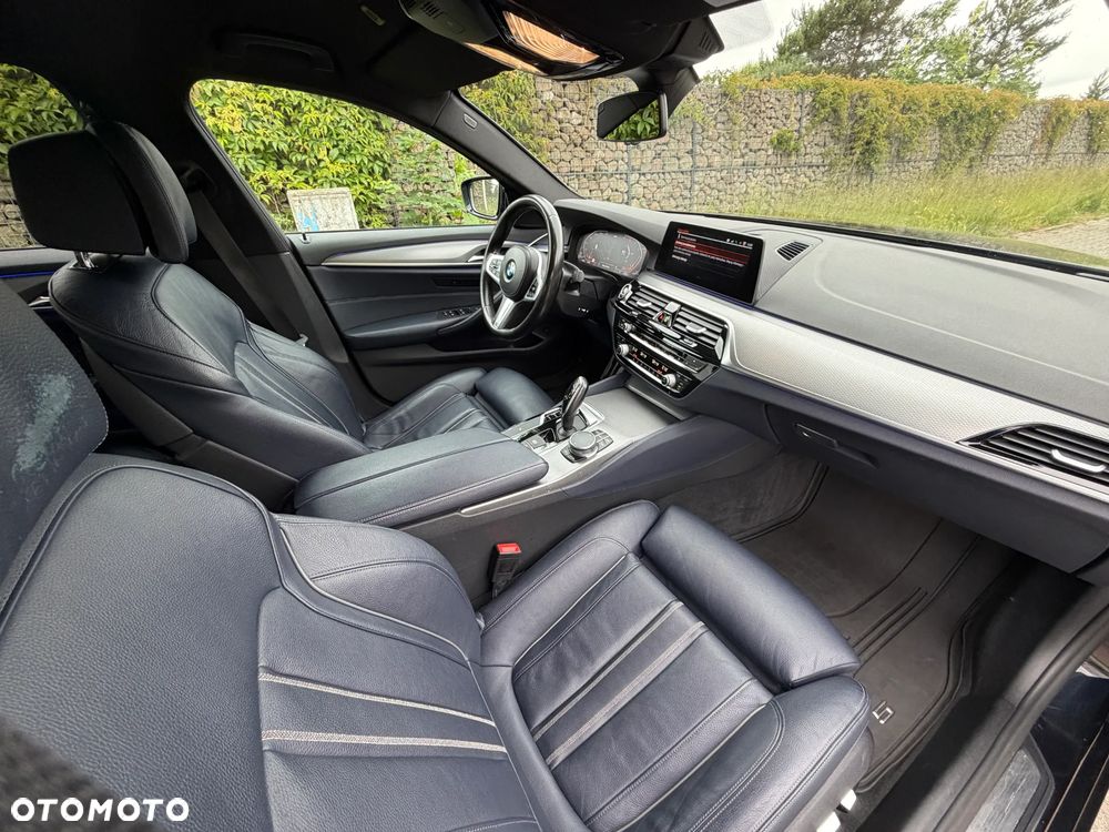 BMW Seria 5 520d xDrive M Sport sport - 25