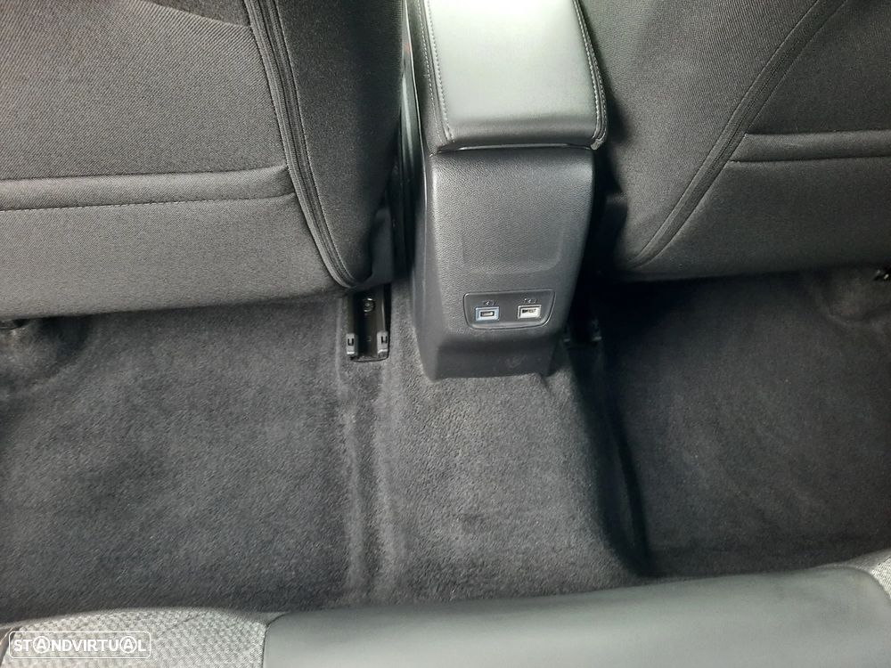 Peugeot 2008 1.2 PureTech Allure Pack - 35