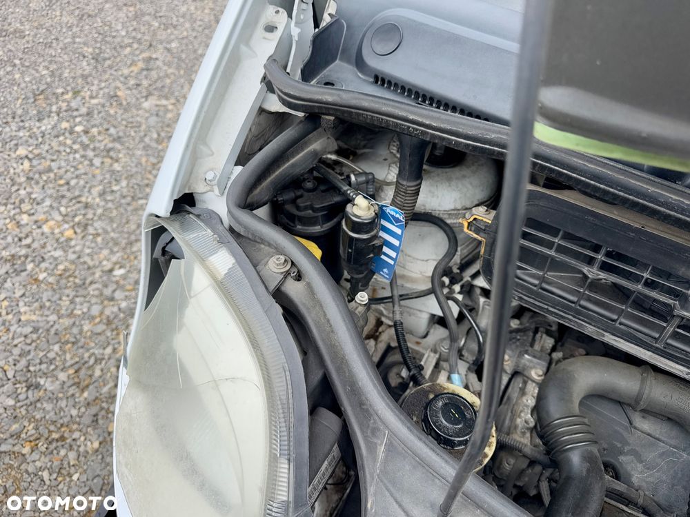 Opel Vivaro - 24