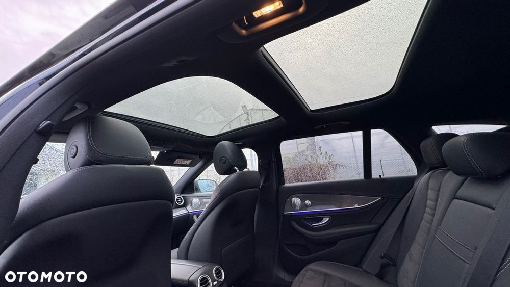 Mercedes-Benz Klasa E 300 de 9G-TRONIC - 13