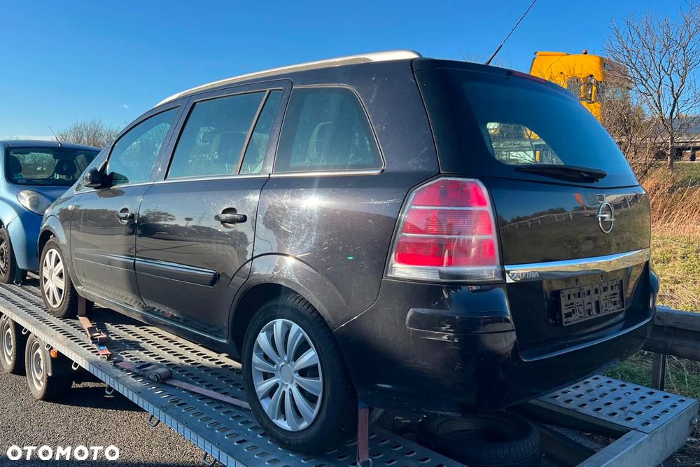 Opel Zafira 1.8 - 40