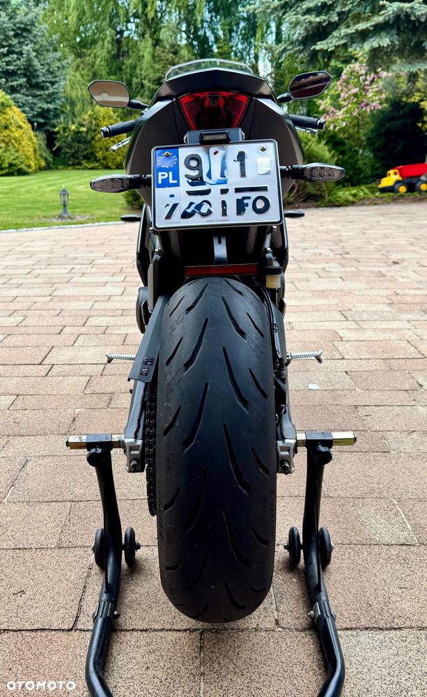Triumph Daytona - 11